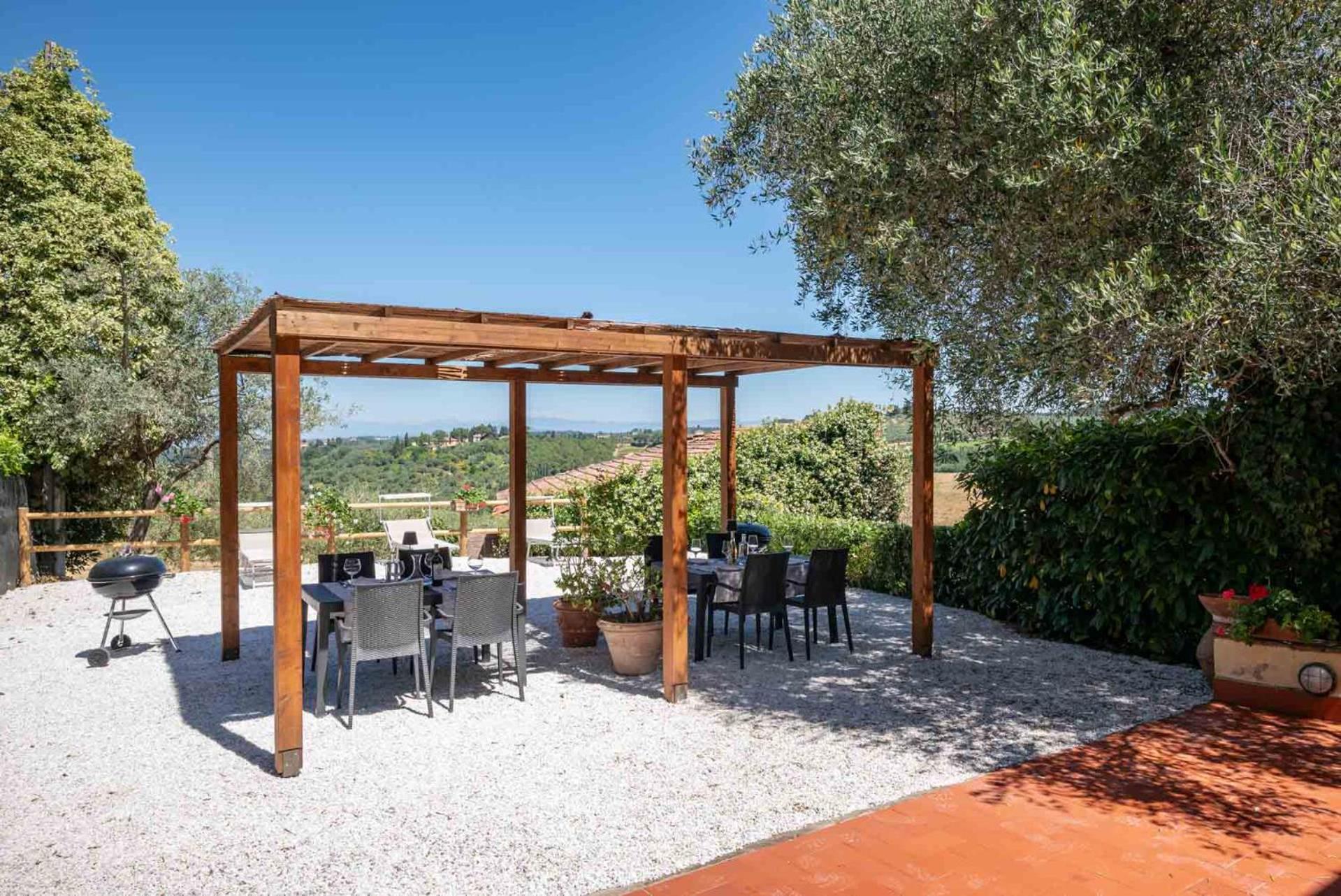 Agriturismo Bio Fattoria Bacio Certaldo Exterior photo